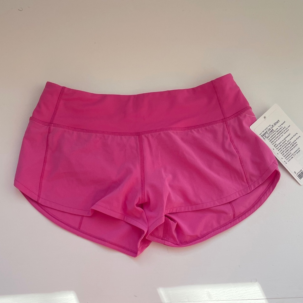 Lululemon sonic pink speed up shorts low rise 2.5
